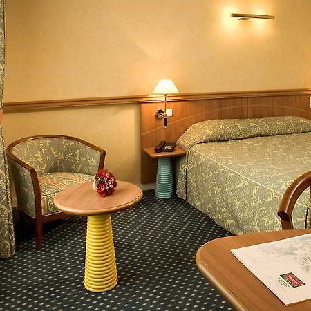 Inter-Hotel Grand Hotel De Рубе Екстериор снимка
